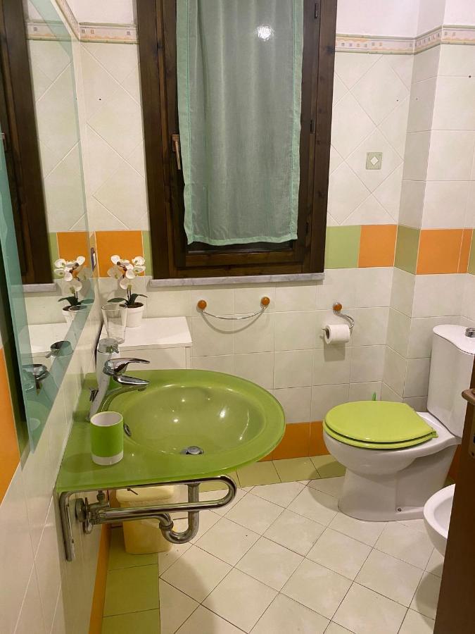 Casa Vacanze Aci Trezza In Front Of The Sea 阿齐·卡斯特罗 外观 照片